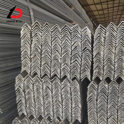 ساختاری بار زاویه ای سوراخ شده گرم رولد با کربن کم Ss400 ASTM A36m S235jr