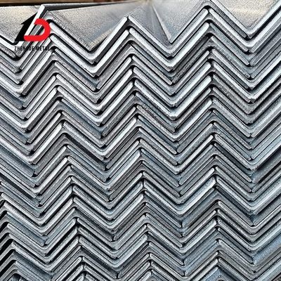 ساختاری بار زاویه ای سوراخ شده گرم رولد با کربن کم Ss400 ASTM A36m S235jr