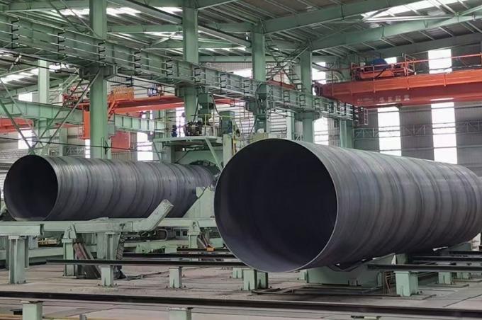 A106 A36 A53 6mm-20mm لوله فولادی ضخیم SSAW 609 mm لوله فولادی جوشیده شده مارپیچ مورد استفاده برای لوله نفت و گاز 4