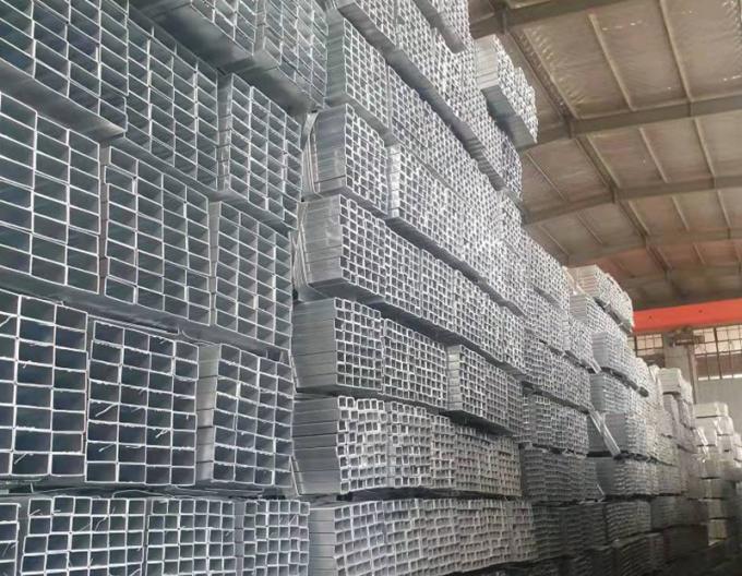 لوله گالوانیزه گرد 10 فوت ASTM St37 12cr1MOV لوله فولادی داغ 5